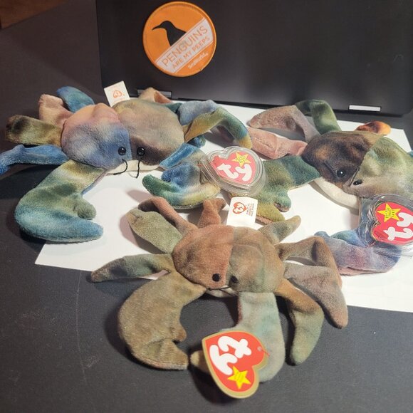 Family of Claudia the Crab Beanie Babies